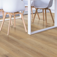 Oak Mustair